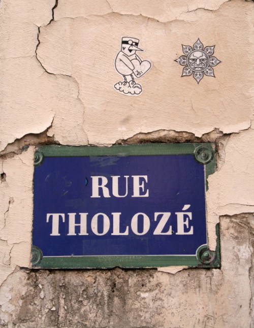 Rue Tholoze Annotations