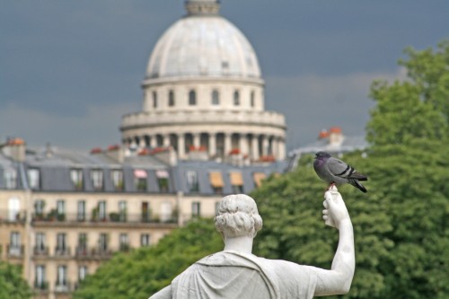 Luxembourg Poseur
