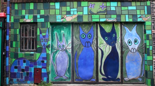 Blue Cats in Honfleur