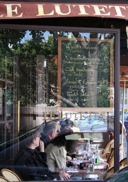 Le Lutetia Through the Glass